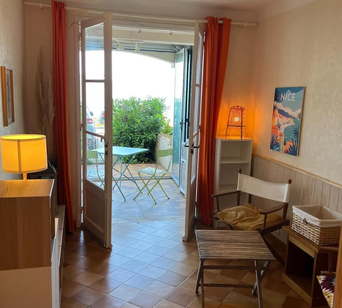 Studio Vue Mer Proche Port Sanary-sur-Mer